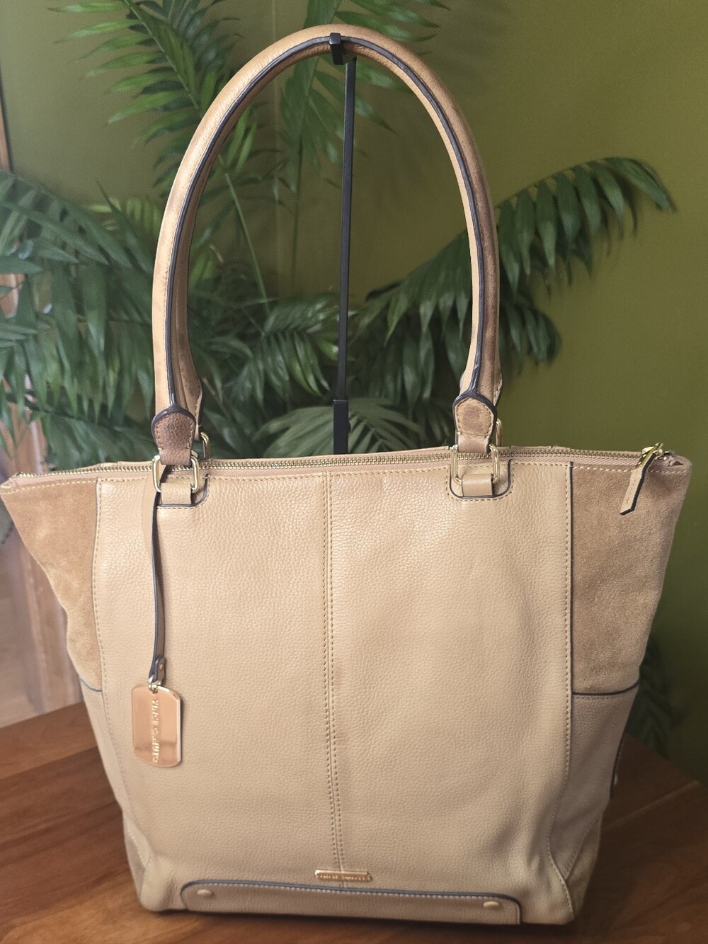 Vince Camuto Leather Suede Tan Mikey Tote Large - Picture 2 of 11